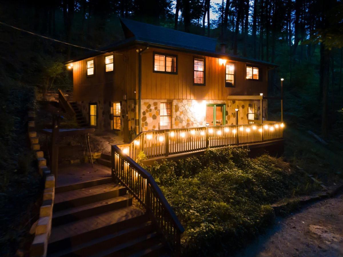 The Eagle'S Nest Mountain Cabin جاتلينبرج المظهر الخارجي الصورة